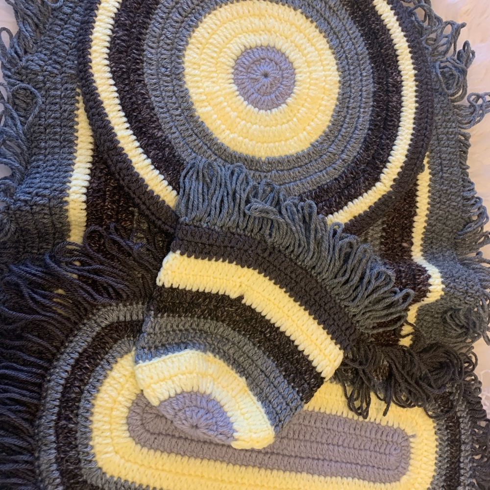 Fringed Circular Bath Mat Set - Yellow, Gray, and Brown